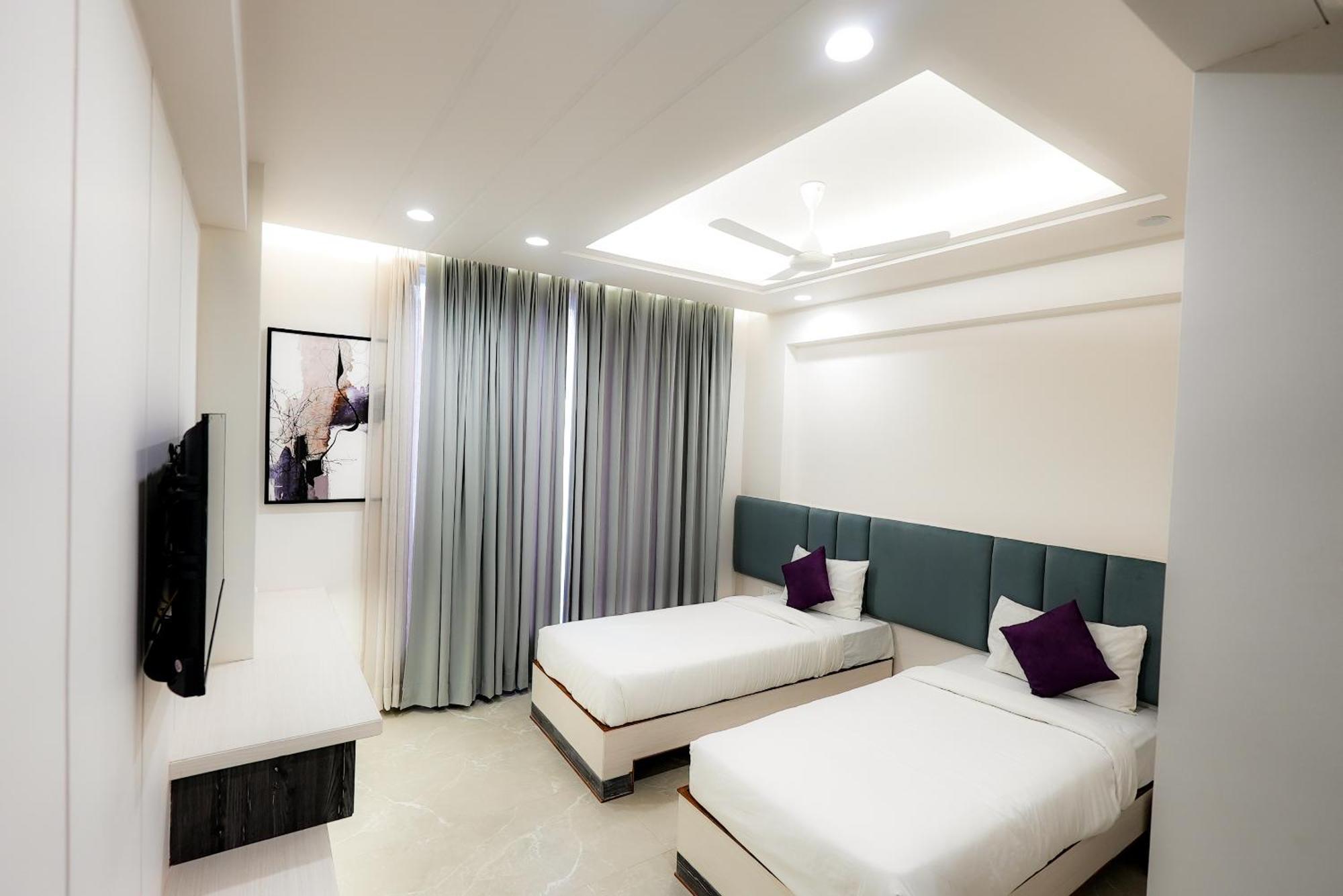 אגרה Hotel Elinor By Dazzling Hotels & Resorts מראה חיצוני תמונה