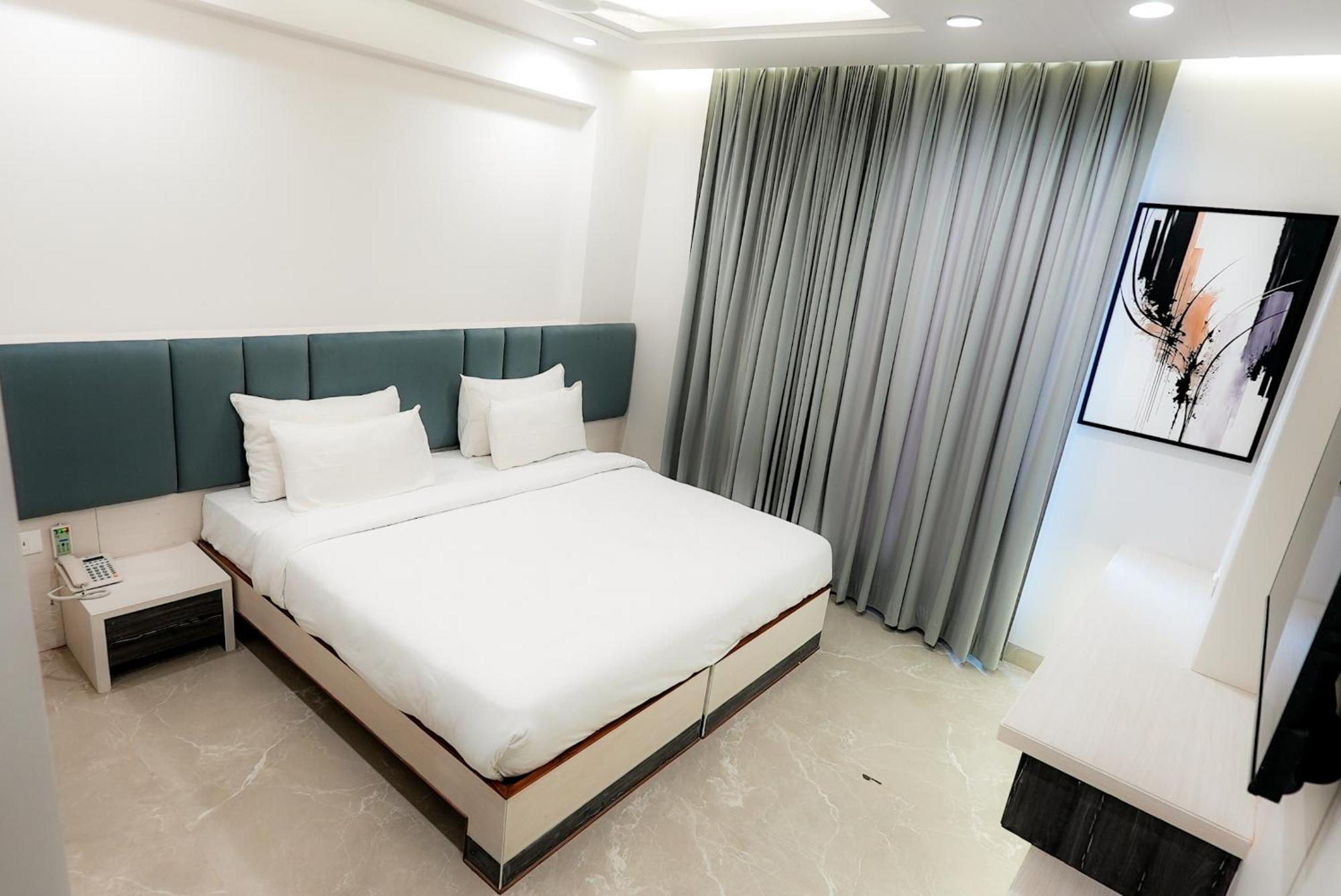 אגרה Hotel Elinor By Dazzling Hotels & Resorts מראה חיצוני תמונה