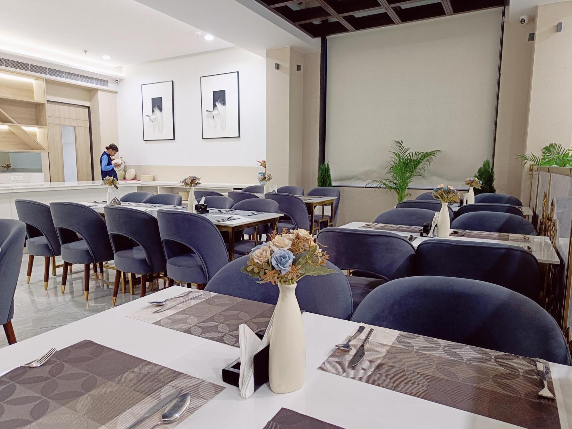 אגרה Hotel Elinor By Dazzling Hotels & Resorts מראה חיצוני תמונה