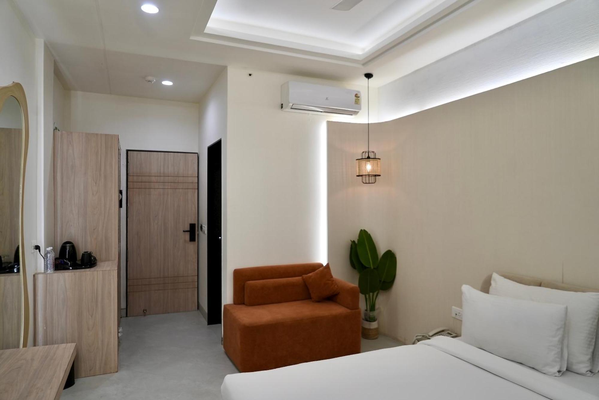 אגרה Hotel Elinor By Dazzling Hotels & Resorts מראה חיצוני תמונה
